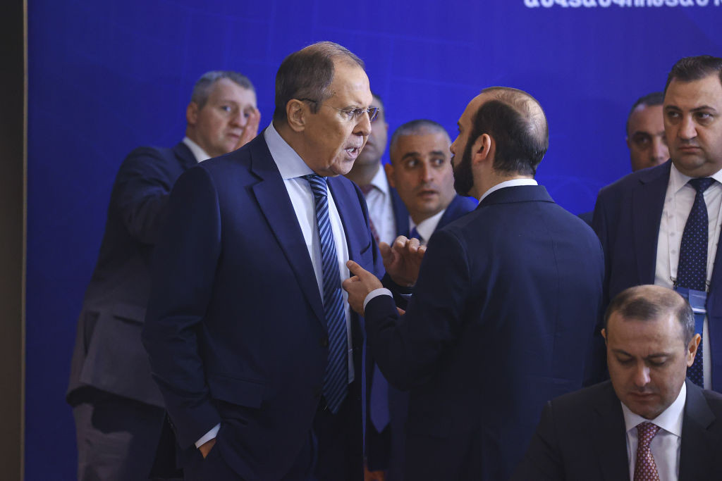 Kremlinul, „lucrat” chiar de unul dintre marii săi aliați. Statul care a decis să ajute Ucraina