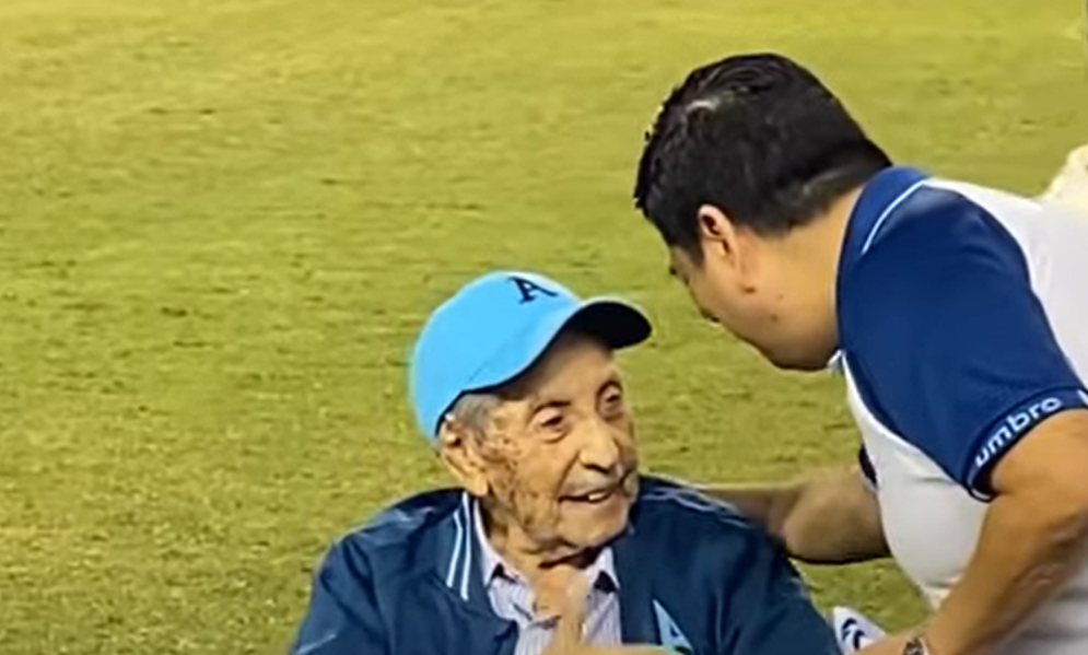 Doliu în fotbal. A murit Hernan Carrasco, fostul selecţioner al El Salvadorului