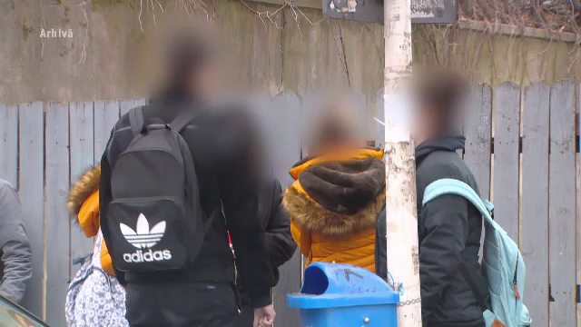 Premierul promite că testarea elevilor bănuiți de consum de droguri s-ar face pe banii statului