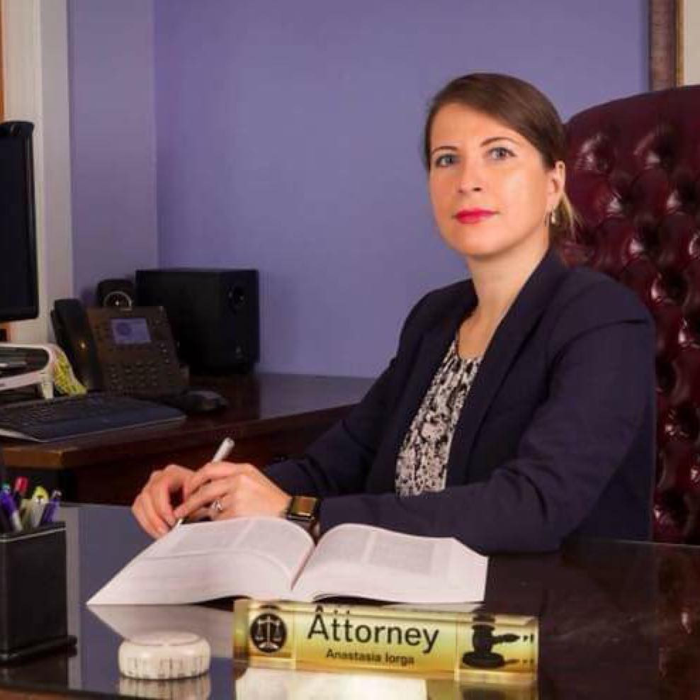 A plecat cu 200 de dolari în buzunar, iar acum este avocată și prima moldoveancă din armata americană FOTO