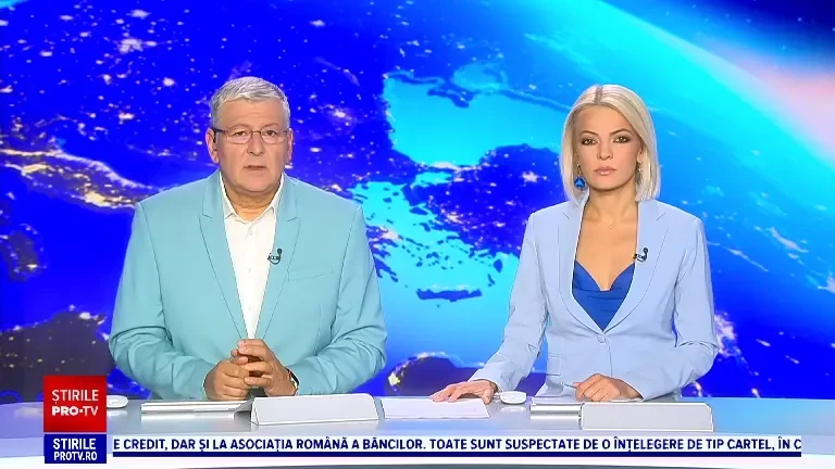 O mașină a luat foc în plină stradă la Craiova. Care ar fi cauza incendiului și în ce stare este șoferul