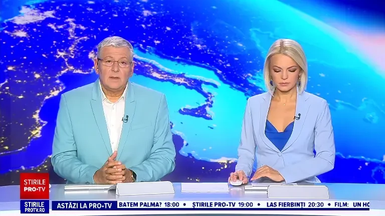 Trei răniți în urma unui accident rutier din Vaslui. Două mașini s-au răsturnat, iar una dintre ele a luat foc