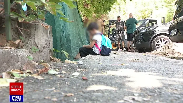 Școli transformate în șantiere odată cu sosirea elevilor în bănci. Copiii stau printre șanturi și utilaje: Îl asigură băieții
