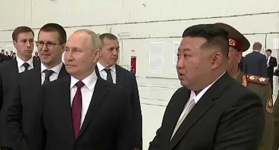 Kim Jong-un și Vladimir Putin, față în față într-un centru spațial din Extremul Orient Rus. Primele imagini de la întâlnire