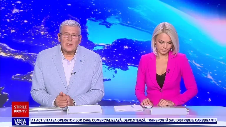 Mii de oameni se bucură de leii de mare pe coasta Pacificului. Cum au ajuns animalele în acea zonă