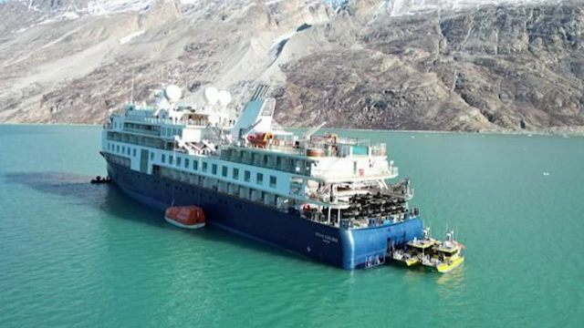 Primele încercări de salvare a vasului de croazieră eșuat au fost fără succes. Ce se întâmplă cu cei 206 de turiști