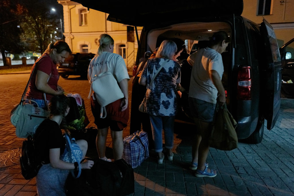 Autoritățile ucrainene au ordonat evacuarea civililor din regiunea Herson. "Localitățile sunt supuse focului inamic"