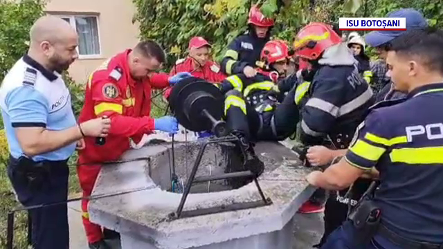 Un bărbat din Botoșani a intrat într-o fântână ca să se ascundă de polițiști, dar a rămas blocat. Ce a urmat