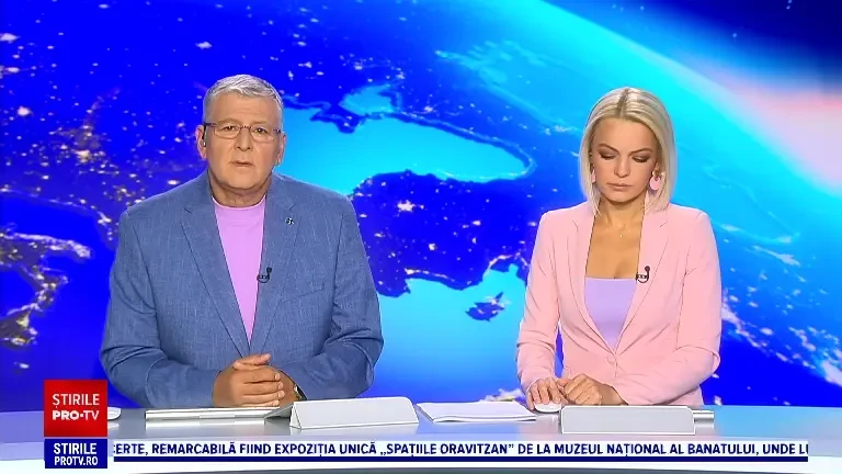 Un șofer de 41 de ani a murit după ce a intrat cu mașina sub un camion. Momentul impactului violent a fost filmat