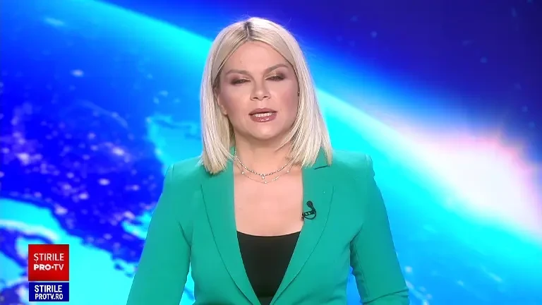 Mii de oameni la coadă, în fața catedralei Mitropolitane din Timișoara. Vor să atingă racla Sfântului Iosif cel Nou