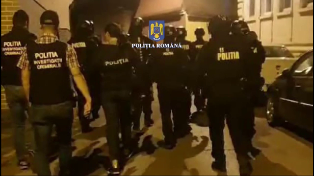 Un bărbat din Brașov a vrut să ajute patru tineri „rătăciți”, dar a ajuns să fie sechestrat. Cum s-a întâmplat totul