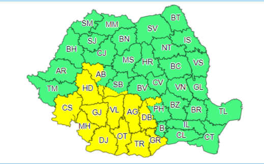 Cod Galben de instabilitate atmosferică accentuată în mai multe județe ale țării: ploi torențiale, furtuni și grindină