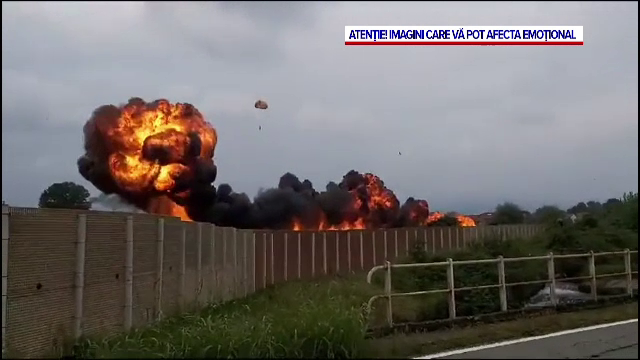 De ce s-ar fi prăbușit avionul militar din Torino. Mașina în care se afla fetița care a murit staționa la capătul pistei