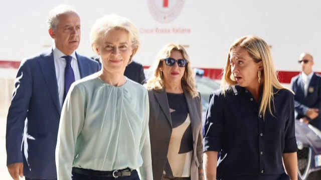 Ursula von der Leyen a vizitat insula italiană Lampedusa. În ultimele șase zile au debarcat peste 11.600 de migranți
