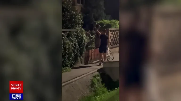 Localnici terorizați de un hoț care le intră în cămări. „A crezut că-i țuică, dar a băut din uleiul pentru mașina de cusut”