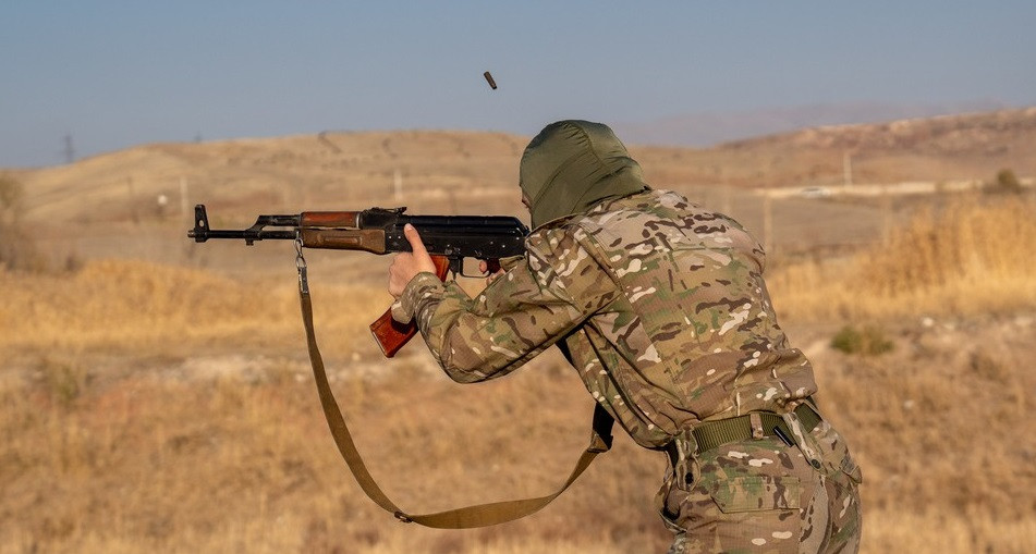 Azerbaidjan a lansat o acţiune militară în Nagorno-Karabah pentru a-i dezarma pe armeni