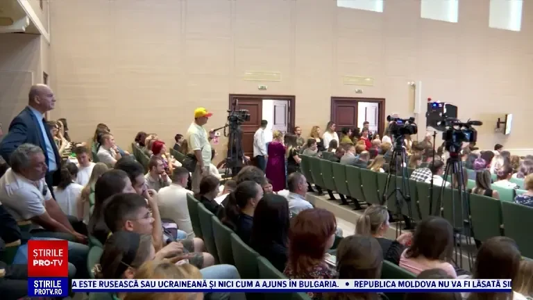 Doi profesori universitari din Iași au lăsat după ce au murit, prin testament, zeci de mii de euro pentru studenți