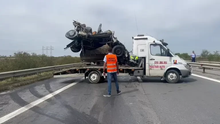 Cinci persoane au murit într-un carambol pe A1, în Ciorogârla. Mergeau să construiască un simulator de zbor