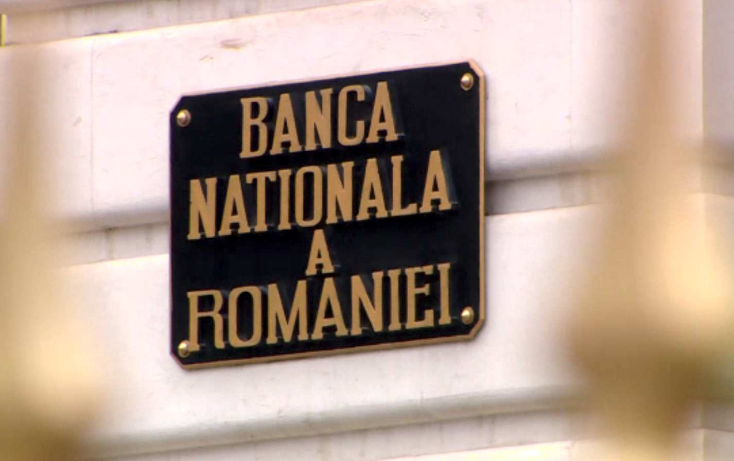 Români sunați de pe numerele BNR, ca să li se ceară datele cardurilor. Instituția a sesizat Poliția