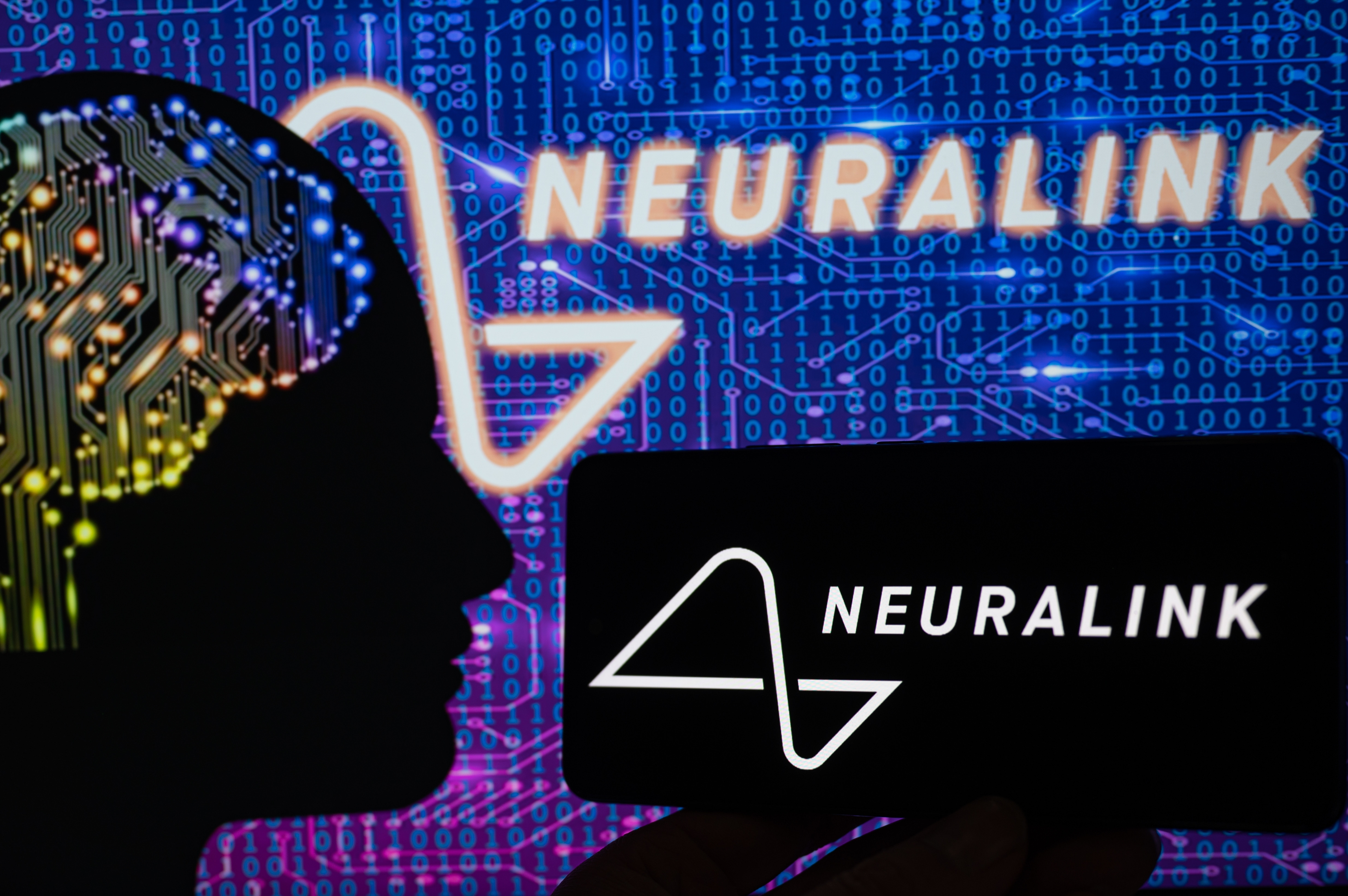 Neuralink va testa un implant cerebral care ar putea ajuta persoanele cu tulburări de vorbire să transforme gândurile în text