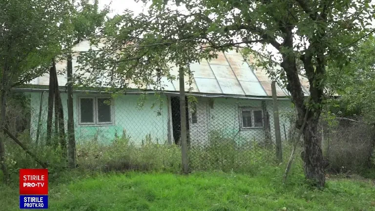 Filmul crimei din Vaslui. Cine este individul care a ucis bărbatul de 83 de ani și a lăsat sicriul în drum ca să bea