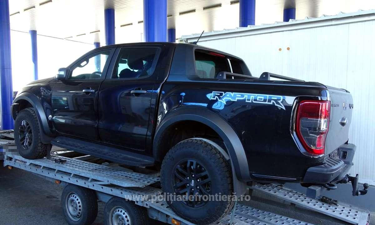 Șofer cercetat după un control al polițiștilor de frontieră. Motivul pentru care a rămas fără mașina de 60.000 de euro