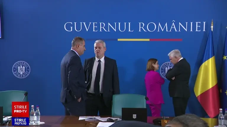 Statul nu poate acoperi decât jumătate din gaura la buget cu măsurile fiscale. Ce economie s-a făcut până acum