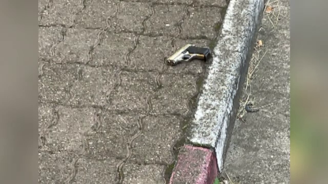 „A avut pistol la el”. Un bărbat din Arad și-a prins iubita că îl înșală, apoi l-a împușcat și înjunghiat pe amantul acesteia