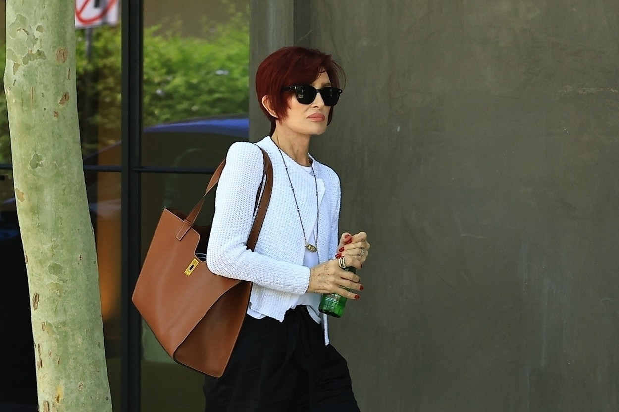 Sharon și Kelly Osbourne, prima apariție publică după moartea lui Ozzy. FOTO