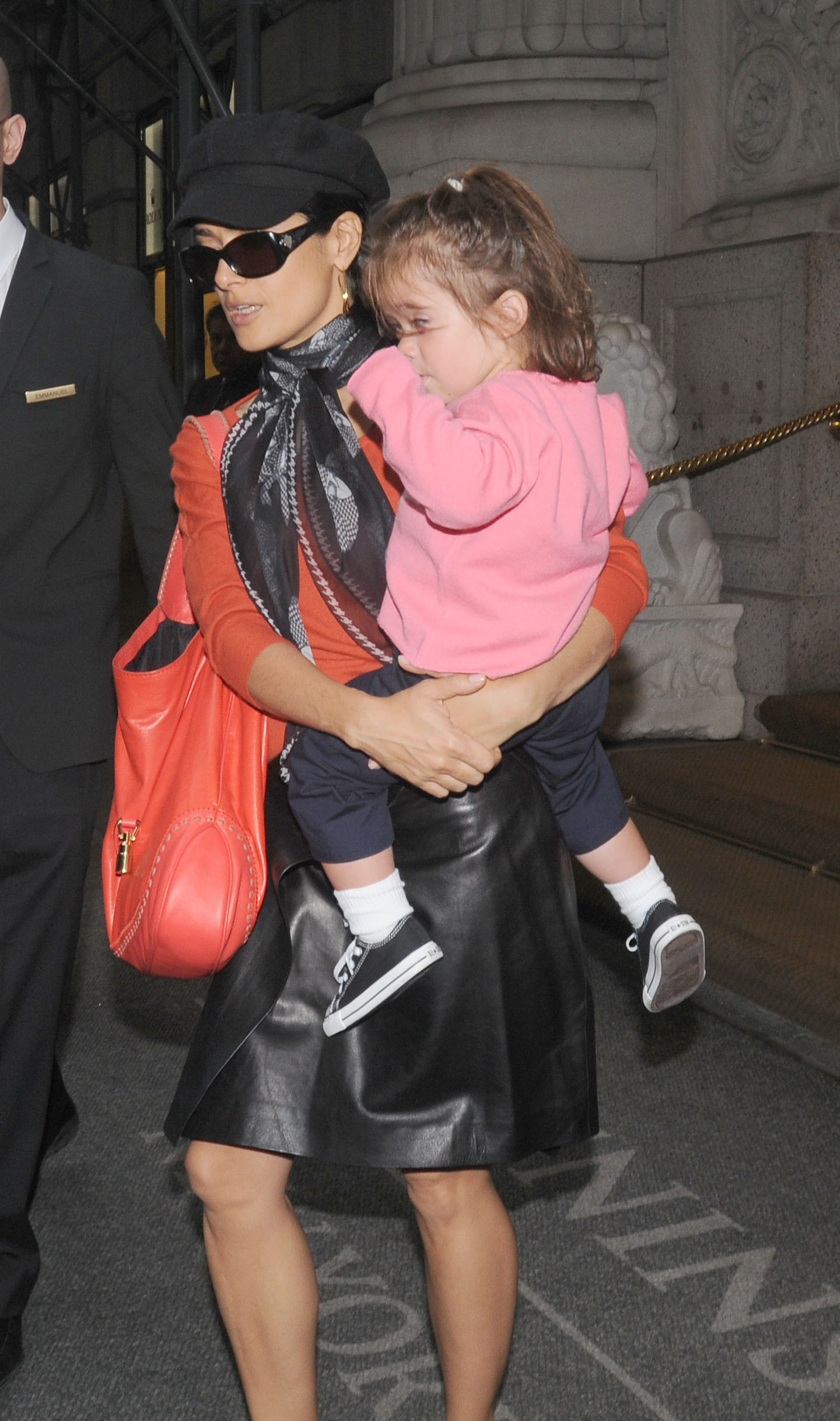 Mesaj emoţionant de la Salma Hayek de ziua fiicei ei. Câți ani a împlinit Valentina. GALERIE FOTO