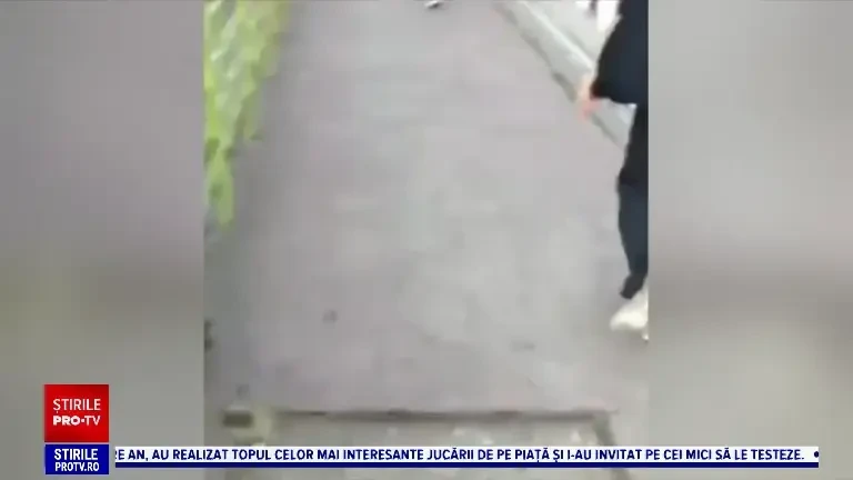 Femei agresate sexual de un bărbat, pe stradă, în București. Suspectul a fost prins în flagrant de jandarmi. VIDEO