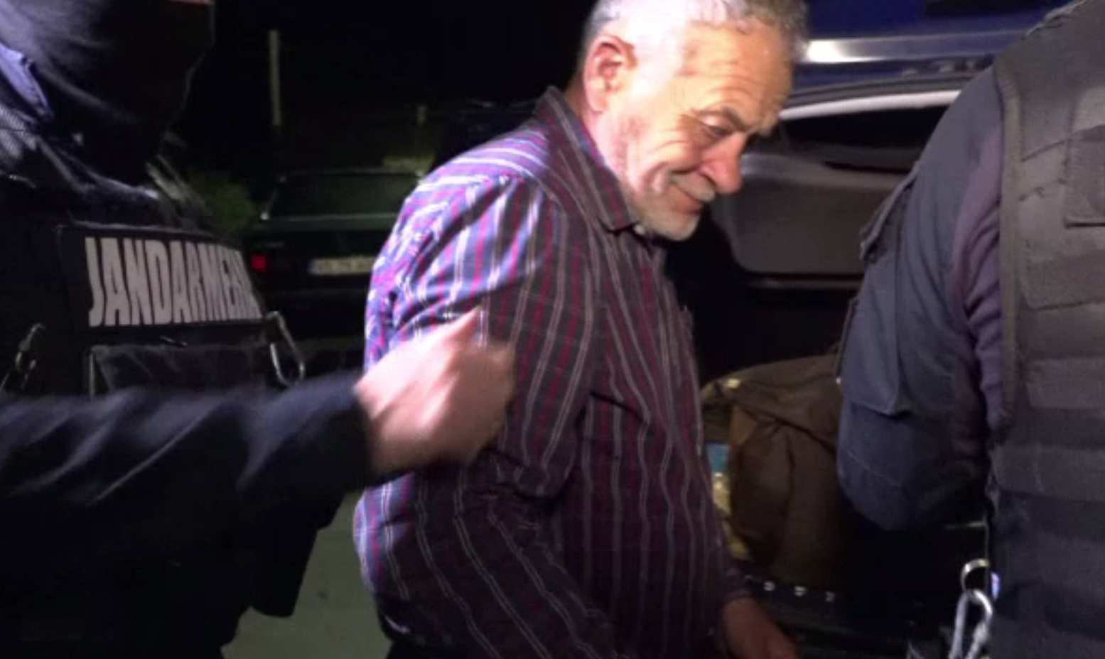 Filmul ridicării lui Dumitru Buzatu: de la servieta cu bani din portbagaj, până la ieșirea în cătușe