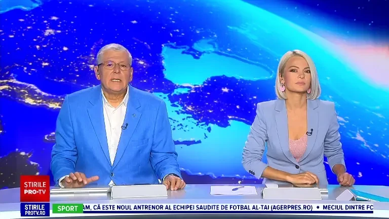 Cum arată "regele" dovlecilor. Cântărește aproape o tonă și poate fi transportat doar cu un utilaj de șantier