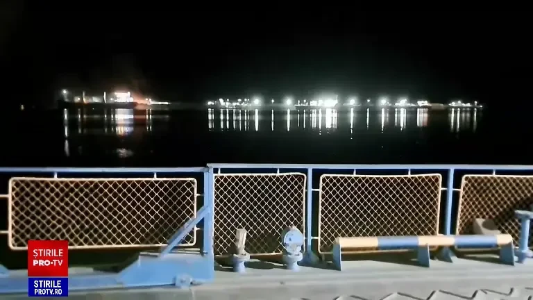 Localnicii din Isaccea au sunat disperați la poliție pentru a semnala explozii. „Am zis că sar geamurile”