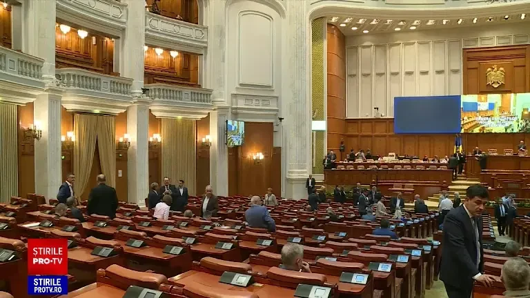 Lista finală a măsurilor fiscale adoptate de guvern. TVA-ul caselor de până la 120.000 de euro crește la 9%