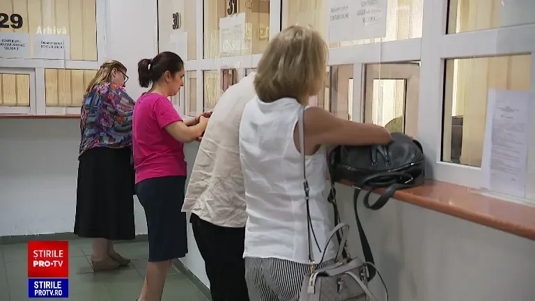 Cum ar putea fi calculate pensiile începând de anul viitor, când unele s-ar putea mări cu 14 procente