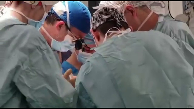 Premieră medicală la Târgu Mureș. Un copil a primit o inimă artificială