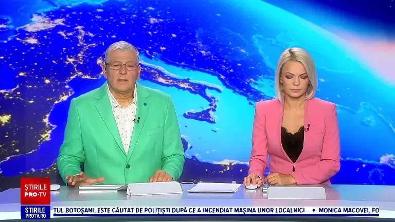 O mașină a luat foc în Craiova. Pagubele se ridică la câteva mii de euro