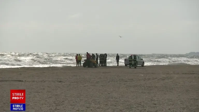 Tânăra găsită moartă pe plajă în Mamaia este artista DJ Lalla. A fost descoperită de un grup de sportivi