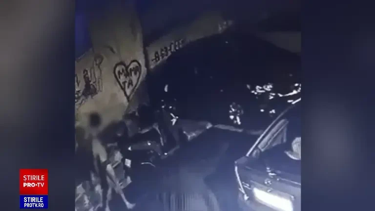 Rudele tânărului mort din București, care avea un cocktail de droguri în sânge, acuză polițiștii că l-au bătut până la moarte