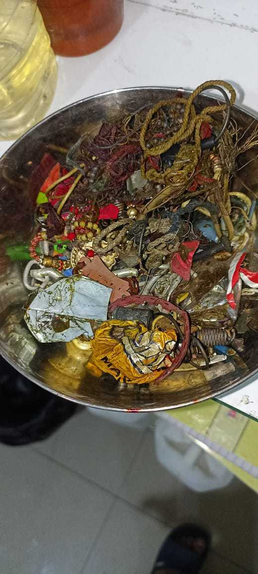 A mâncat căști, ace, piulițe, magneți și lanțuri. Medicii au avut un șoc când au operat stomacul unui pacient | FOTO