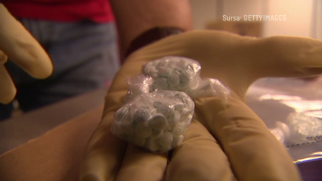 Drogul de 50 de ori mai mortal decât heroina care invadează Europa. „Noroc că l-am tras cu cocaină, aia m-a ținut în viață”