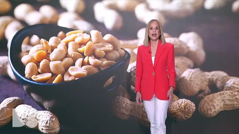 „Poate să conțină urme de arahide". Ce înseamnă, de fapt, această expresie scrisă pe ambalaje și în meniuri