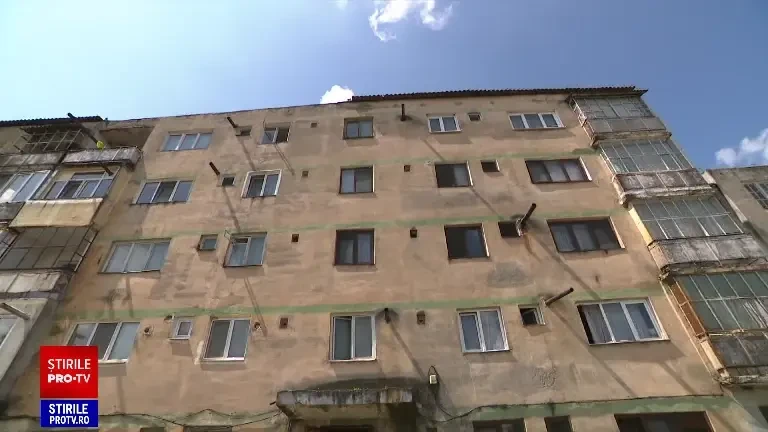 Ca să nu-i supere pe primari înainte de alegeri, Guvernul PSD-PNL a adoptat noile măsuri fiscale fără multe articole