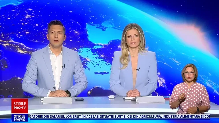 Incendiu violent la o casă din județul Argeș. Un copil a dat alarma, după ce a crezut inițial că vede un foc de artificii