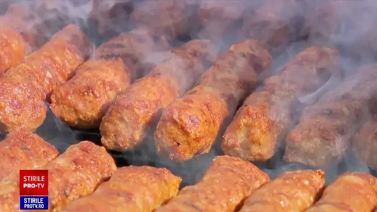 Amatorii de grătar s-au întrecut în cele mai trăznite rețete la Festivalul Micului de Aur