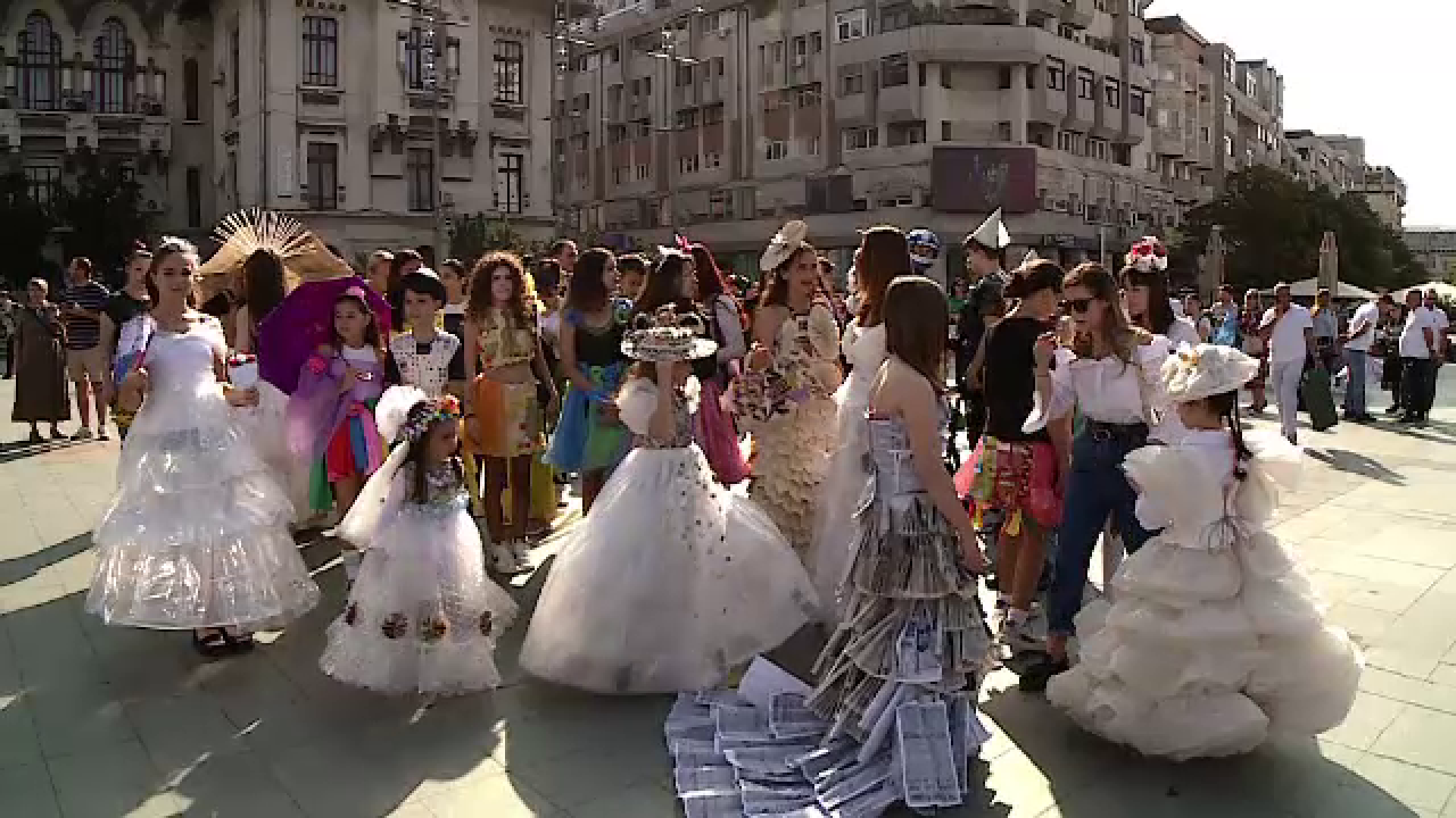 Craiova s-a întors la începutul anilor 1900. A fost spectacol de epocă în Parcul Romanescu