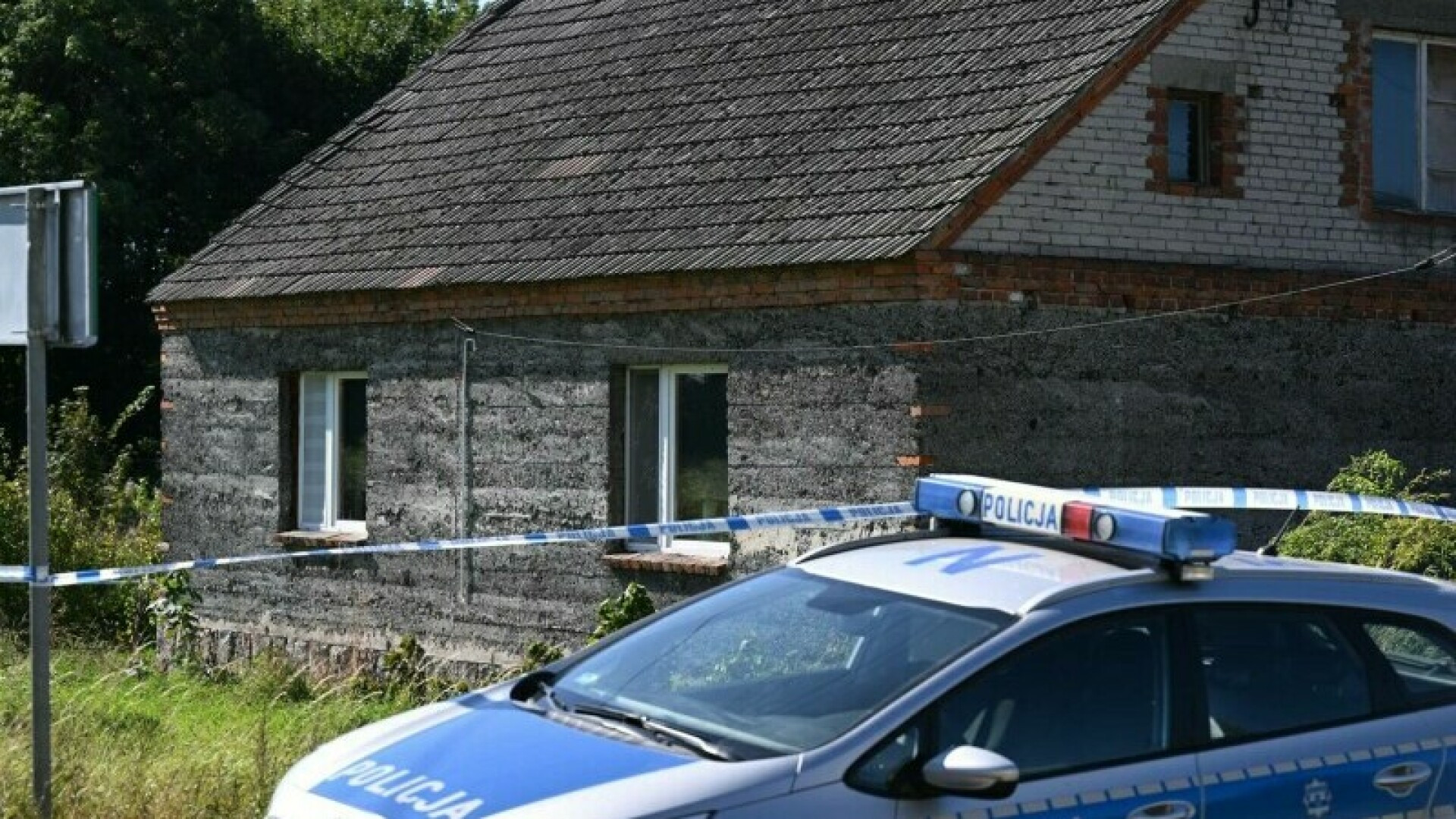 Mărturii din casa groazei. La ce orori era supusă o fată cu sindrom Down de către tatăl ei. „Sunt bucuroasă că s-a terminat”