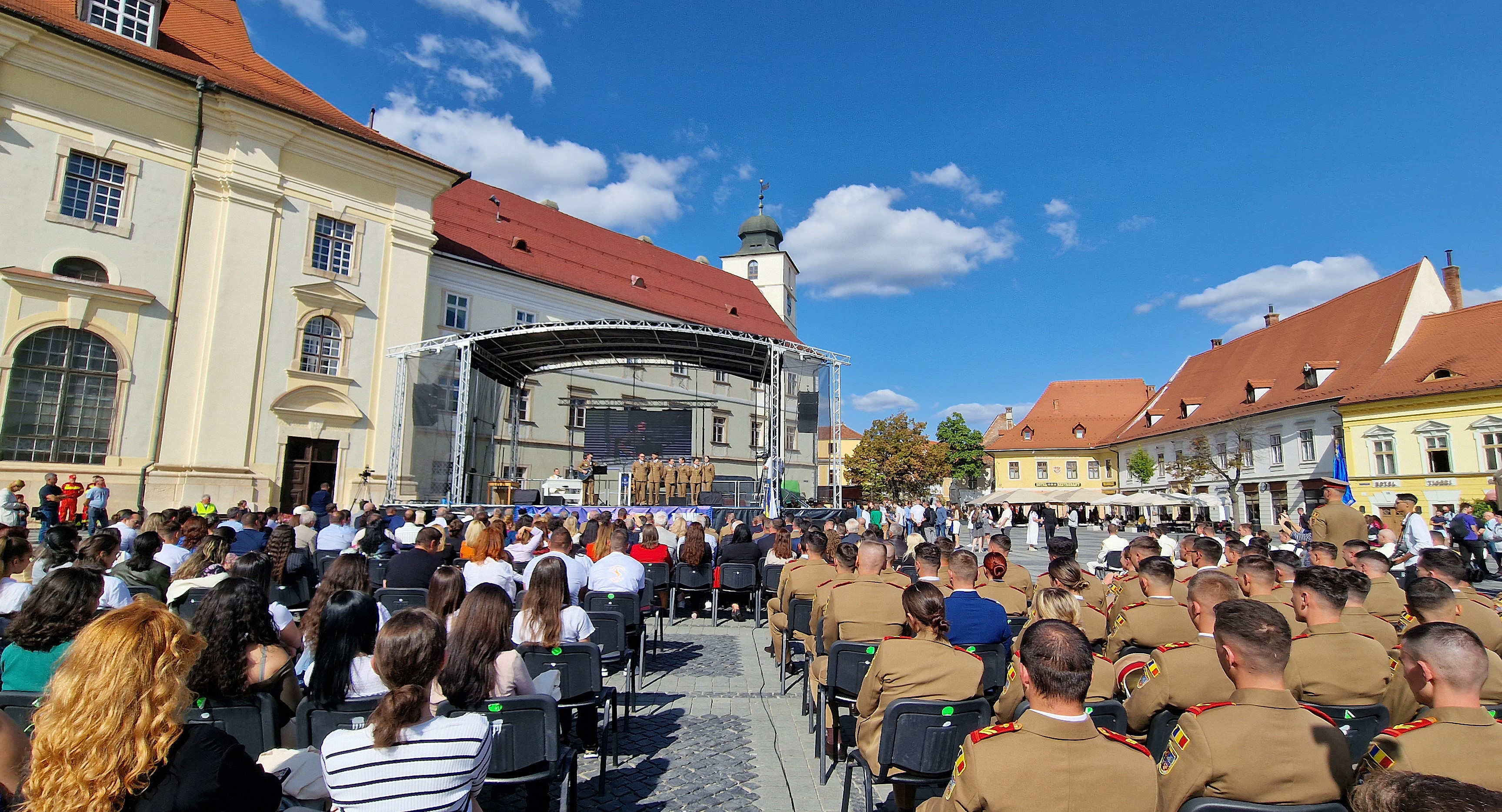 Mesajul unui rector la început de an universitar: Nu vă limitați la conținutul de pe TikTok și Instagram