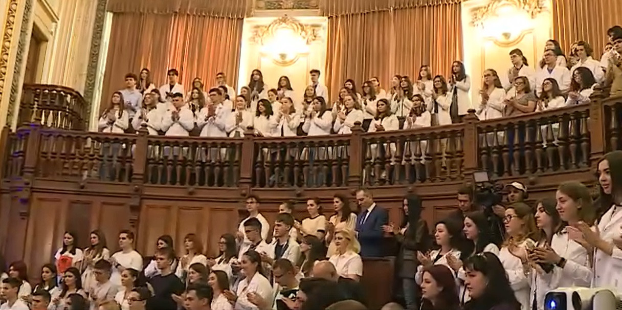 Anul universitar 2023-2024, debut cu multe probleme și cu studenți puțini și nemulțumiți. Cum s-a ajuns în această situație